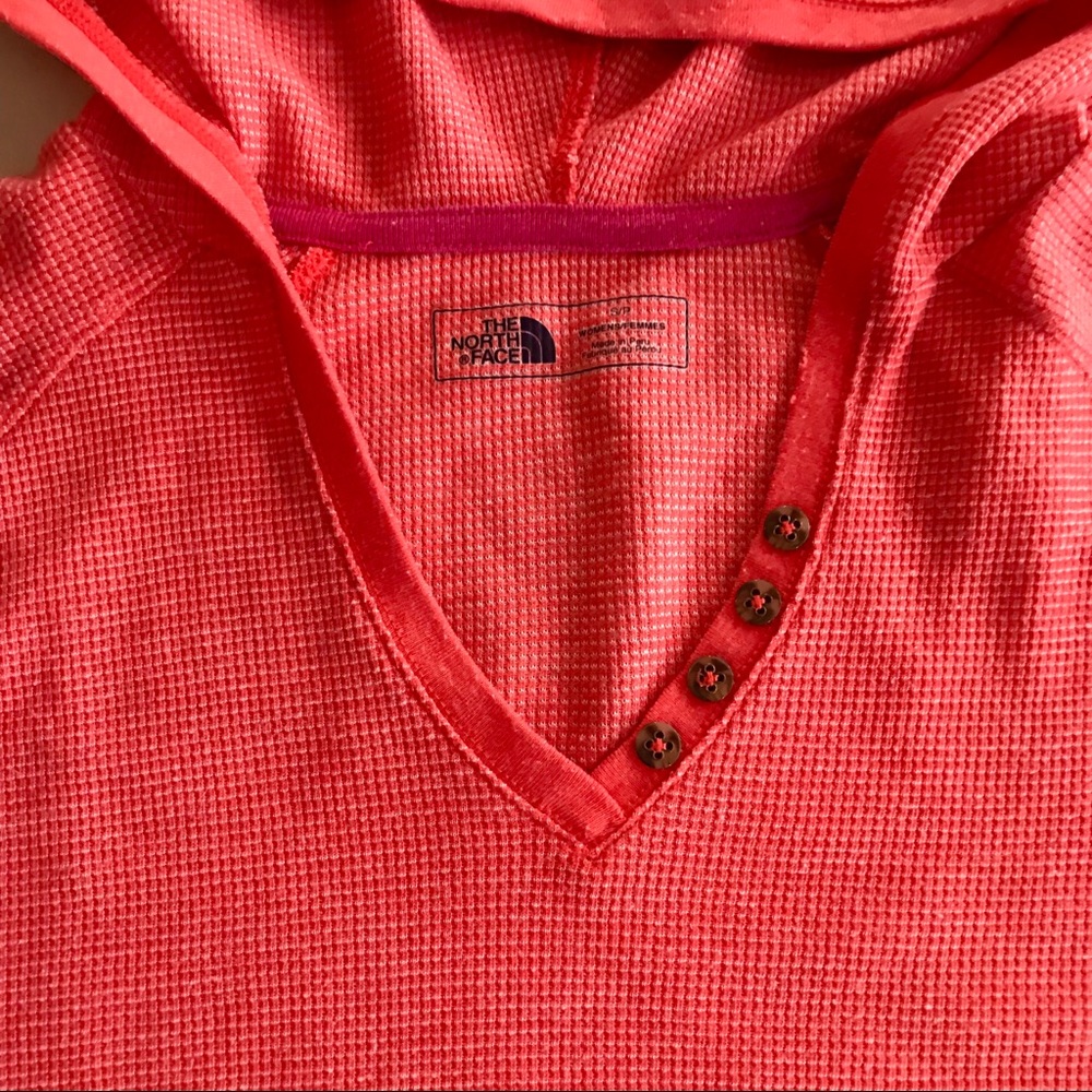 Women’s The North Face Henley Hoodie - Picture 4 of 6